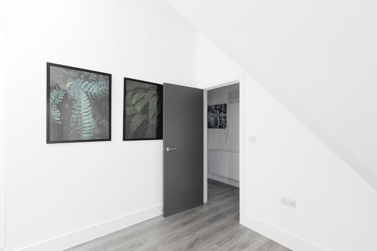 Skyvillion - London Enfield Chase Apartments With Parking & Wifi Exteriér fotografie