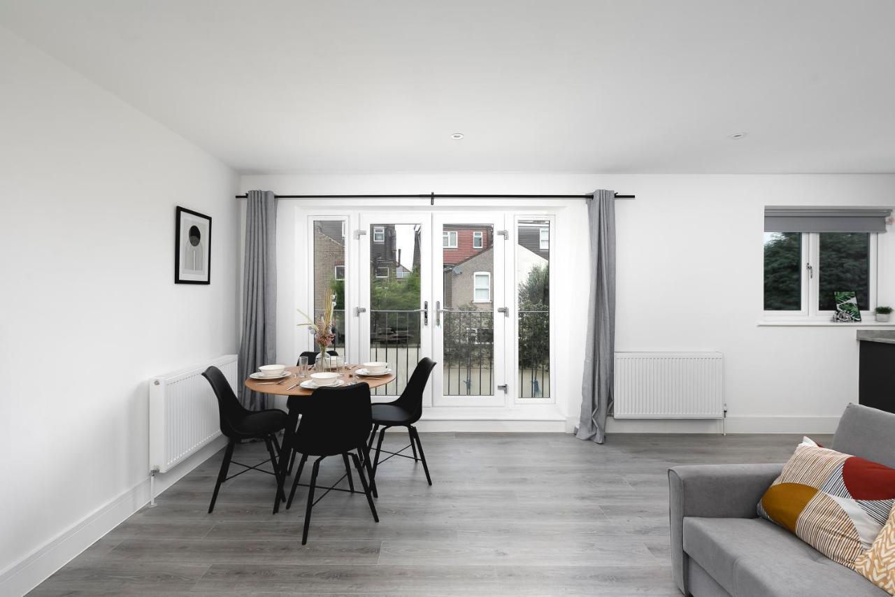 Skyvillion - London Enfield Chase Apartments With Parking & Wifi Exteriér fotografie