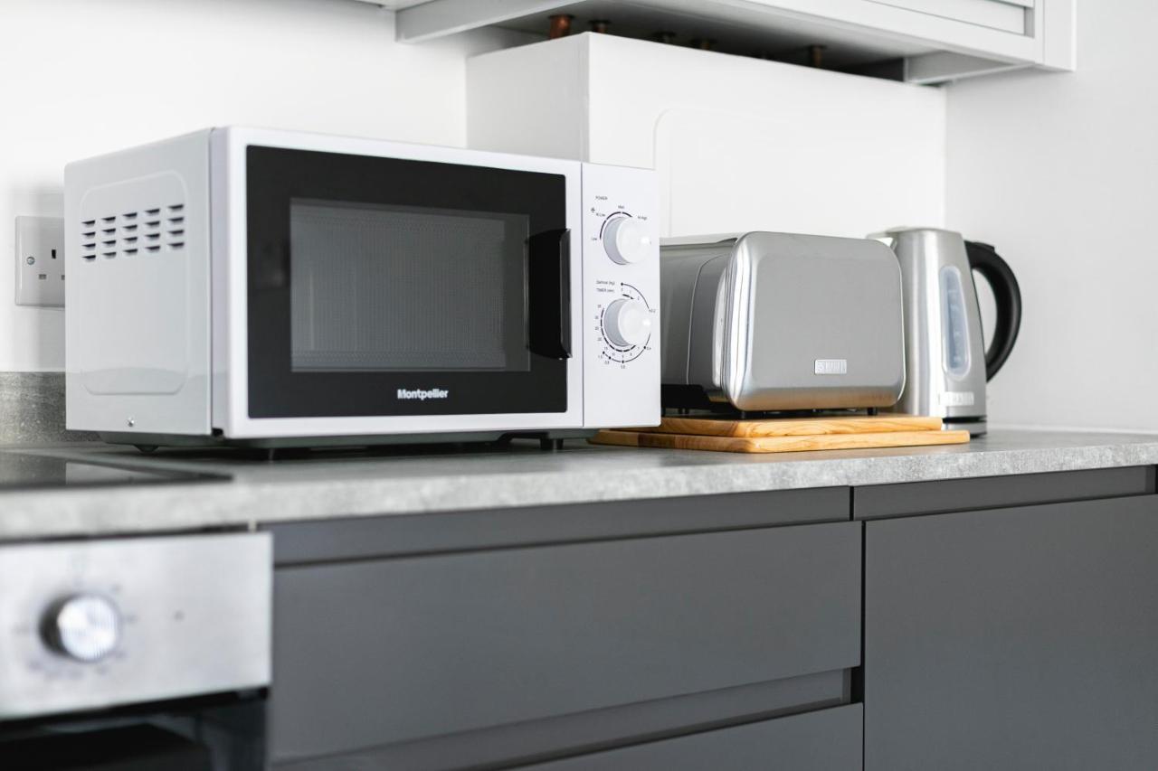 Skyvillion - London Enfield Chase Apartments With Parking & Wifi Exteriér fotografie