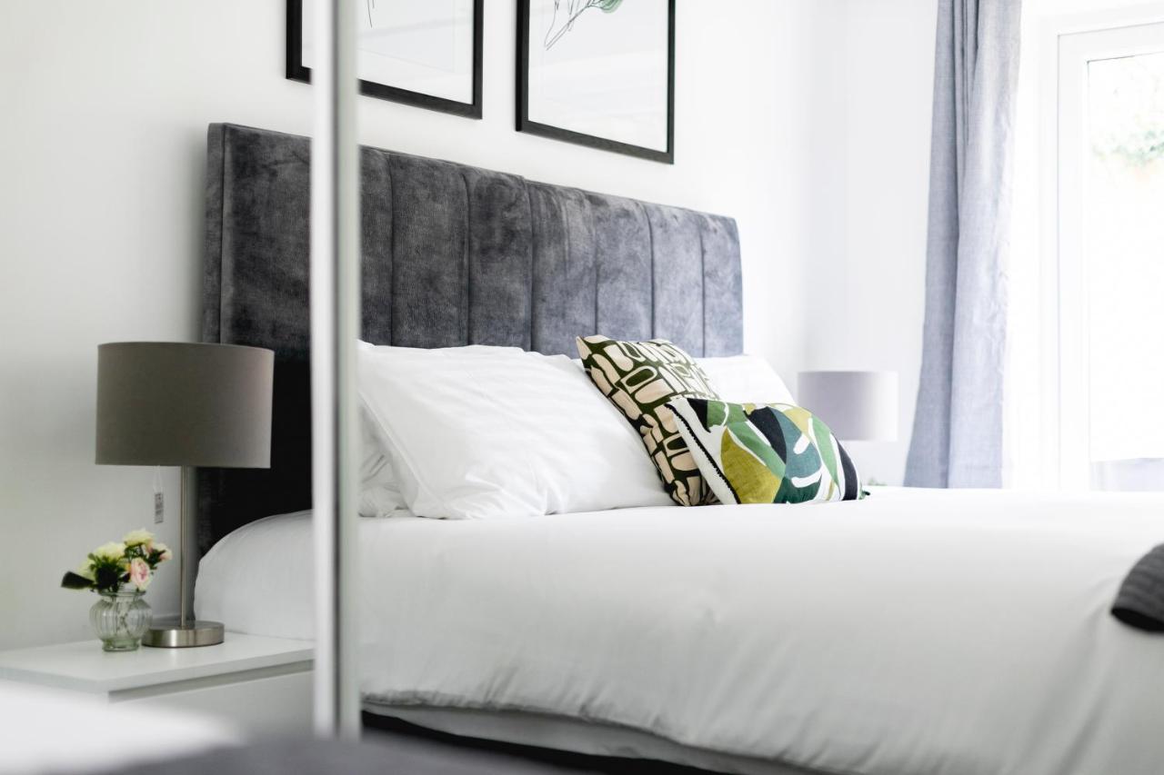 Skyvillion - London Enfield Chase Apartments With Parking & Wifi Exteriér fotografie