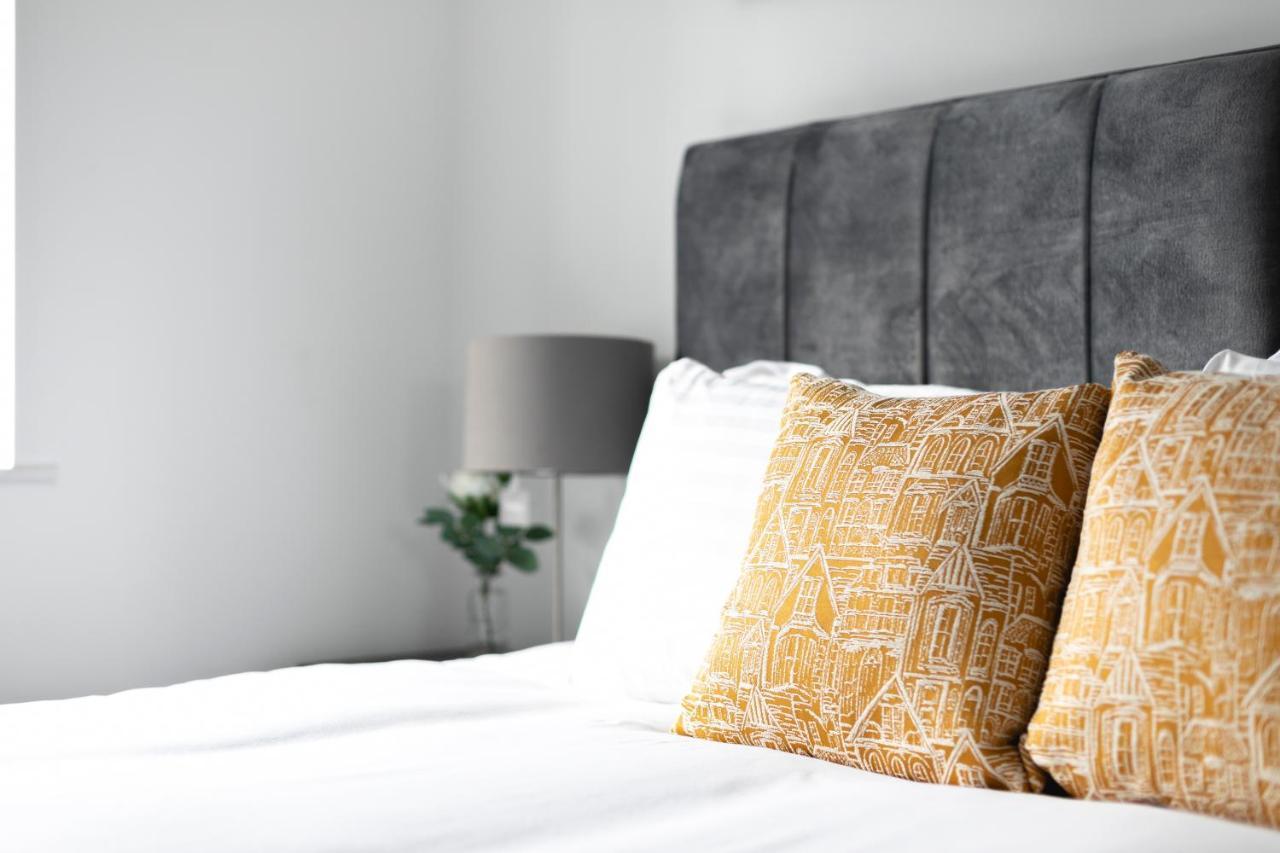 Skyvillion - London Enfield Chase Apartments With Parking & Wifi Exteriér fotografie